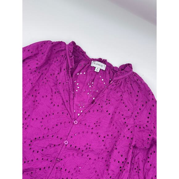 Evereve Eyelet Pink Button-Up Top Size Medium - Picture 1 of 4